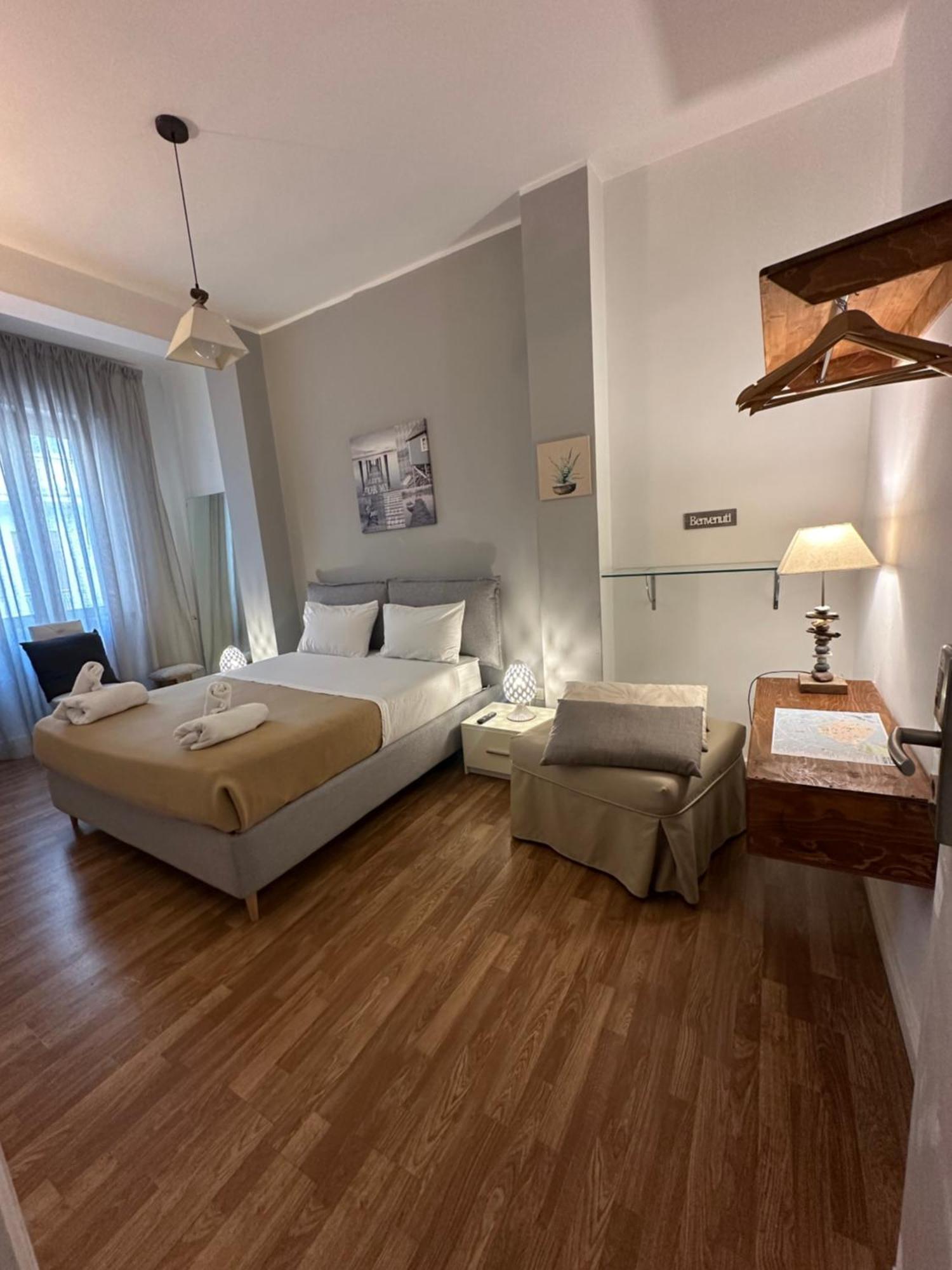 B&B Degli Artisti Suite Лече Екстериор снимка