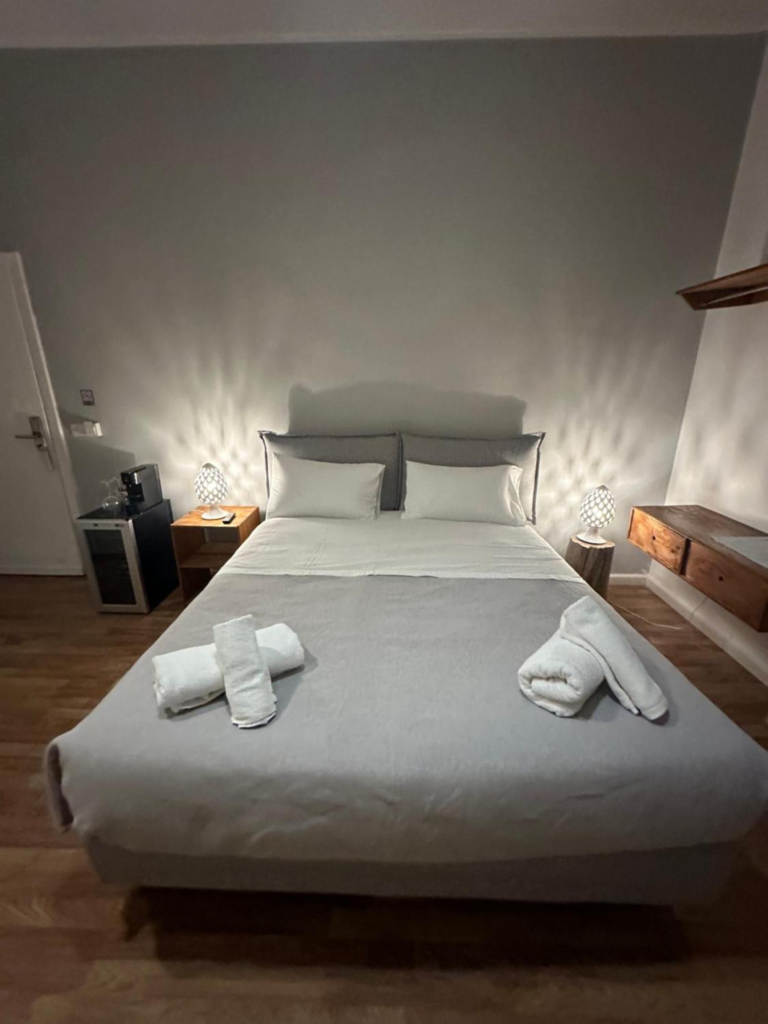 B&B Degli Artisti Suite Лече Екстериор снимка
