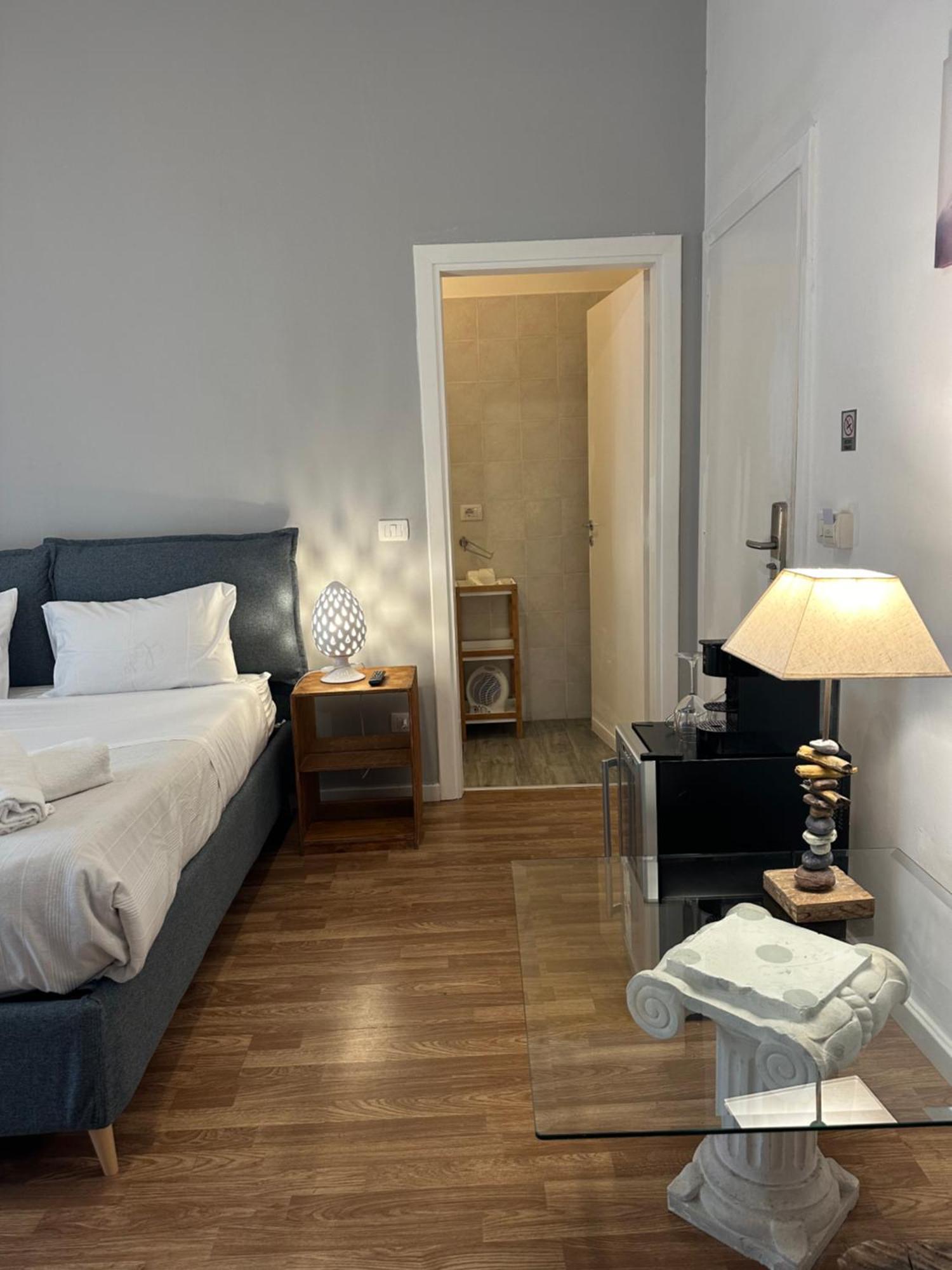 B&B Degli Artisti Suite Лече Екстериор снимка