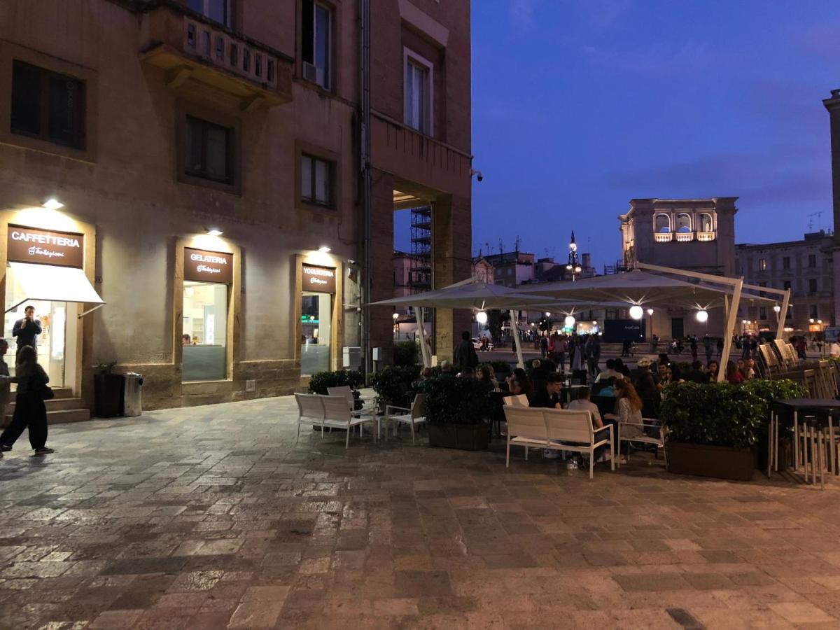 B&B Degli Artisti Suite Лече Екстериор снимка